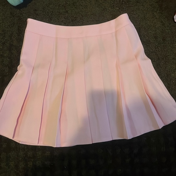 Pink pleated skirt - Picture 1 of 1